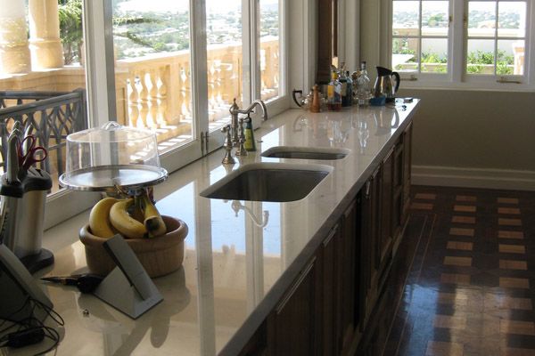 Marble benchtops complete this Brisbane kitchen perfectly.